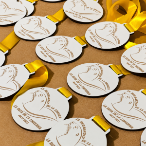 Medalla MDF durolac